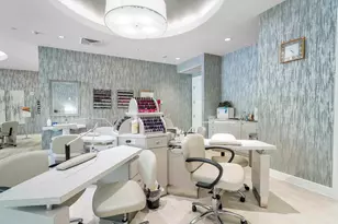 3706 Bridgewood Dr, Boca Raton, FL 33434 - Photo 6