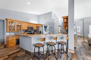 737 SW Dalton Cir, Port Saint Lucie, FL 34953 - Photo 10