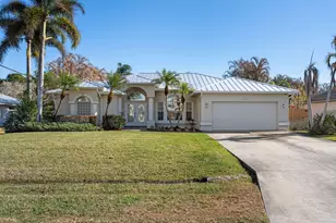 737 SW Dalton Cir, Port Saint Lucie, FL 34953 - Photo 2