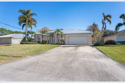 737 SW Dalton Circle, Port Saint Lucie, FL 34953 - Photo 4