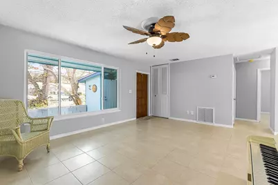 45 1st Court SW, Vero Beach, FL 32962 - Photo 6