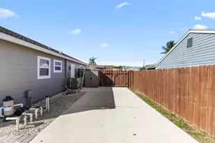 7937 Ridgewood Dr, Lake Worth, FL 33467 - Photo 30