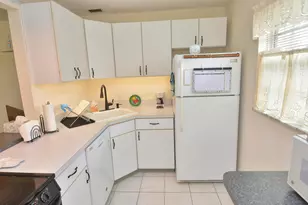 1225 NW 21st St, Stuart, FL 34994 - Photo 8