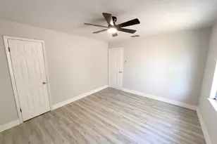 2079 SW Kimberly Ave, Port Saint Lucie, FL 34953 - Photo 4