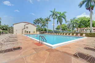 10279 N Circle Lake Dr, Boynton Beach, FL 33437 - Photo 46