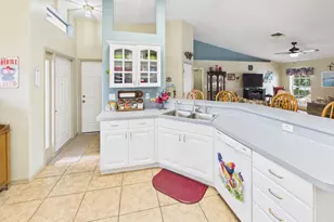 8525 SW 9th St, Okeechobee, FL 34974 - Photo 14
