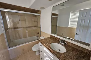 470 Executive Center Dr, West Palm Beach, FL 33401 - Photo 8