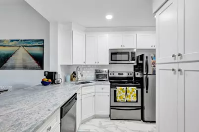 1008 Green Pine Boulevard #D3, West Palm Beach, FL 33409 - Photo 6