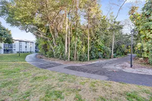 1008 Green Pine Blvd, West Palm Beach, FL 33409 - Photo 2