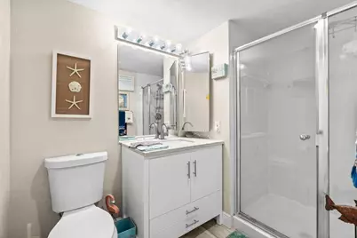 4 Stratford Drive E #B, Boynton Beach, FL 33436 - Photo 14