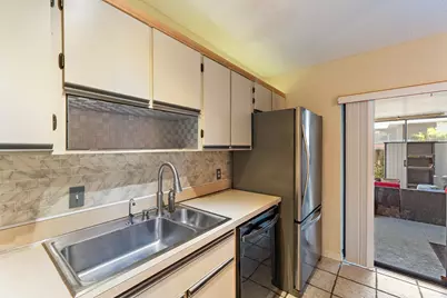 402 SE Castle Court, Port Saint Lucie, FL 34952 - Photo 14