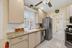 8323 Old Forest Rd, Palm Beach Gardens, FL 33410 - Photo 14