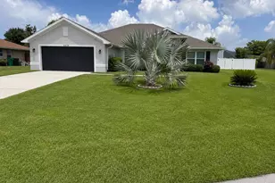 6439 NW Polly Ct, Port Saint Lucie, FL 34986 - Photo 2