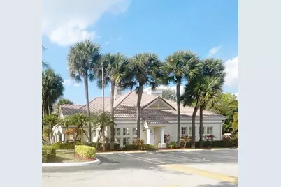 815 W Boynton Beach Boulevard #4-102, Boynton Beach, FL 33426 - Photo 18
