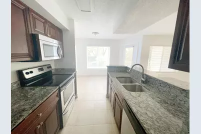 815 W Boynton Beach Boulevard #4-102, Boynton Beach, FL 33426 - Photo 4