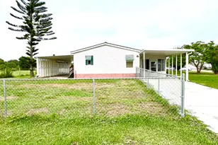 1303 Jordan Loop, Okeechobee, FL 34974 - Photo 4