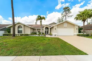 13419 Northumberland Cir, Wellington, FL 33414 - Photo 2