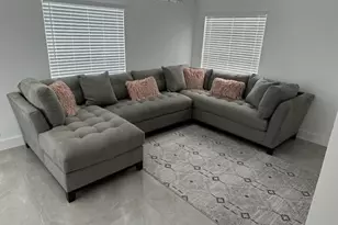 855 Date Palm Dr, Lake Park, FL 33403 - Photo 4