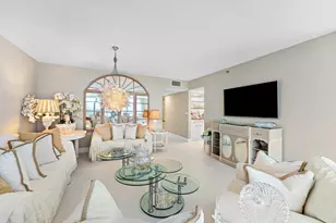 529 S Flagler Dr, West Palm Beach, FL 33401 - Photo 2