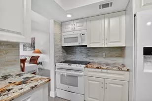 4205 Birchwood Dr, Boca Raton, FL 33487 - Photo 24