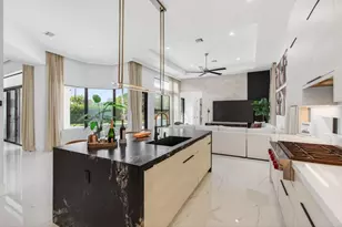 8769 Sydney Harbor Cir, Delray Beach, FL 33446 - Photo 32