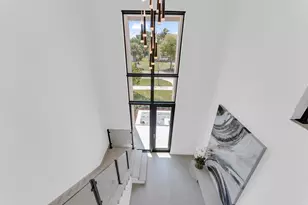 239 NE 11th St, Delray Beach, FL 33444 - Photo 4