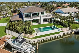 2442 Bay Cir, Palm Beach Gardens, FL 33410 - Photo 2