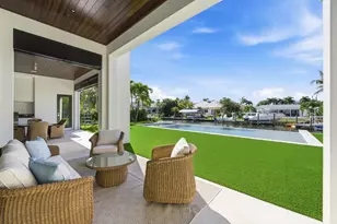 2442 Bay Cir, Palm Beach Gardens, FL 33410 - Photo 52