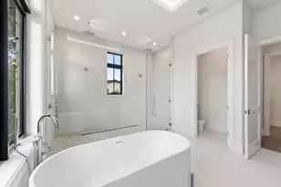 2442 Bay Cir, Palm Beach Gardens, FL 33410 - Photo 26