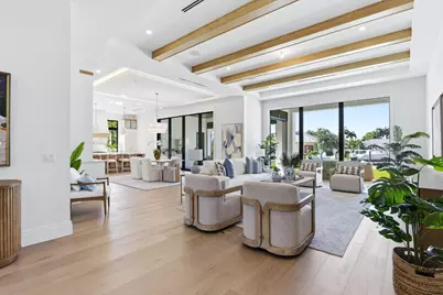 2442 Bay Circle, Palm Beach Gardens, FL 33410 - Photo 6