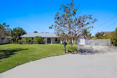 6797 Bayshore Drive, Lake Worth, FL 33462 - Photo 4