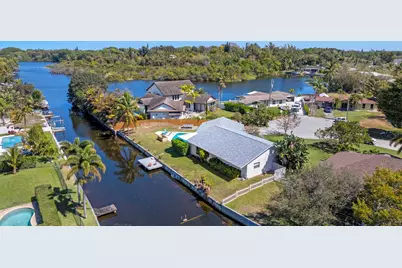 6797 Bayshore Drive, Lake Worth, FL 33462 - Photo 2