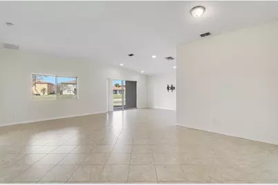 2007 SW Jamesport Dr Drive, Port Saint Lucie, FL 34953 - Photo 20