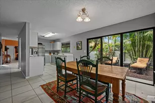 2537 Bedford Mews Dr, Wellington, FL 33414 - Photo 10