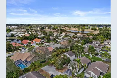 2537 Bedford Mews Drive, Wellington, FL 33414 - Photo 22