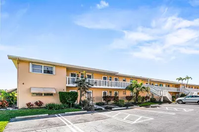 2121 NE 1st Court #202, Boynton Beach, FL 33435 - Photo 2