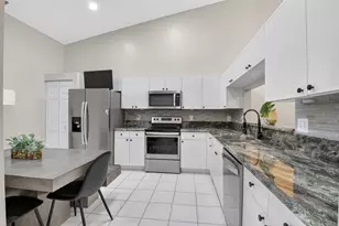 8298 Via Di Veneto, Boca Raton, FL 33496 - Photo 14