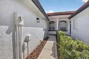 8298 Via Di Veneto, Boca Raton, FL 33496 - Photo 4