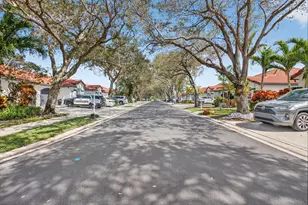 8298 Via Di Veneto, Boca Raton, FL 33496 - Photo 6