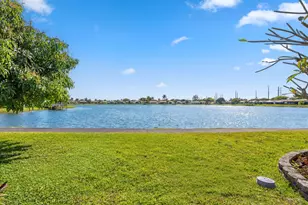 5871 Mirror Lakes Blvd, Boynton Beach, FL 33472 - Photo 24