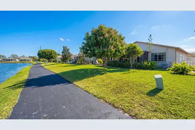 5871 Mirror Lakes Boulevard, Boynton Beach, FL 33472 - Photo 20