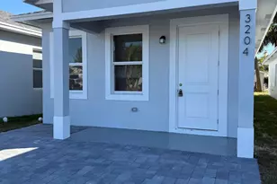 3204 Hiawatha Ave, Palm Beach, FL 33480 - Photo 1