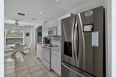 7676 Springwater Place #201, Boynton Beach, FL 33437 - Photo 10