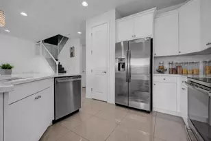 10030 Akenside Dr, Boca Raton, FL 33428 - Photo 4