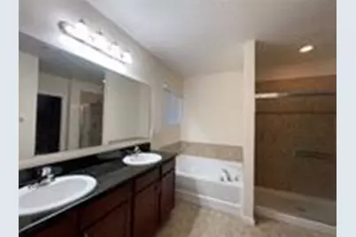 1586 Lexington Square SW, Vero Beach, FL 32962 - Photo 12