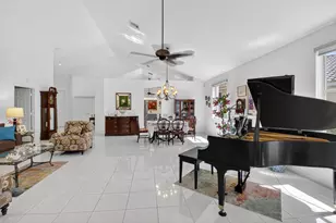 11893 Fountainside Cir, Boynton Beach, FL 33437 - Photo 20