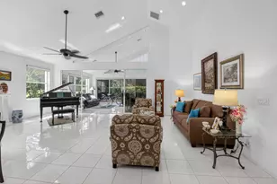 11893 Fountainside Cir, Boynton Beach, FL 33437 - Photo 10