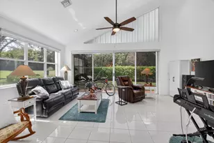 11893 Fountainside Cir, Boynton Beach, FL 33437 - Photo 16