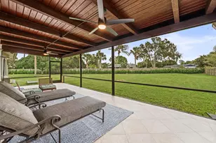 12192 Branding Iron Ct, Wellington, FL 33414 - Photo 4