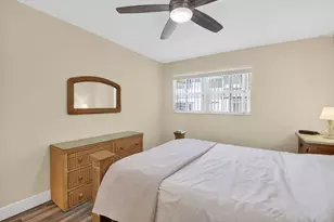 205 Flanders E, Delray Beach, FL 33484 - Photo 8